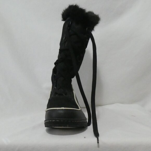 SOREL - Waterproof | 10.5 inch bottom sole measured | Stylish Black Winter Boots - Picture 10 of 12